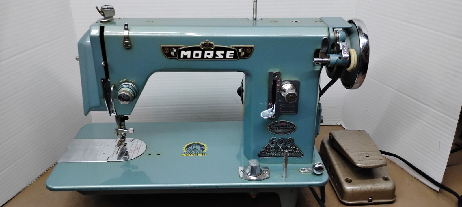 Vintage Morse 600 Worlds Best Sewing Machine - Works - Beautiful Classic Vintage