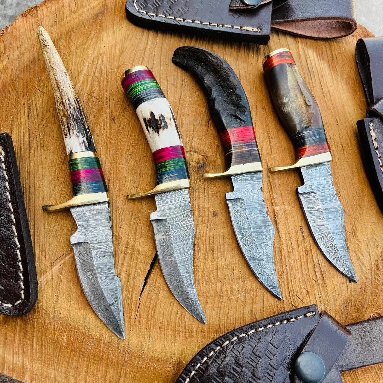 RL-04 Lot of 4 Damascus Steel Hunting/skinner knives Stag and Ram Horn Handle