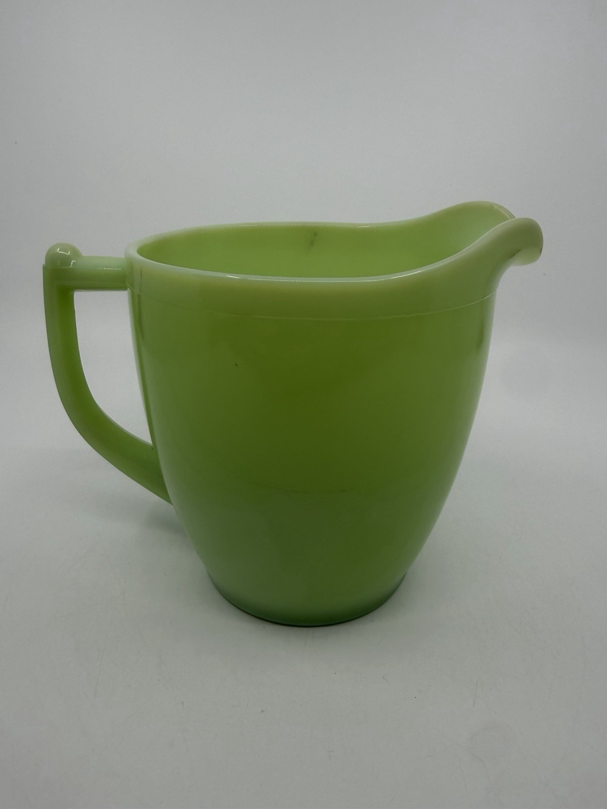 Vintage Jeannette Green Jadeite Uranium Glass Pitcher -Sunflower Design Bottom