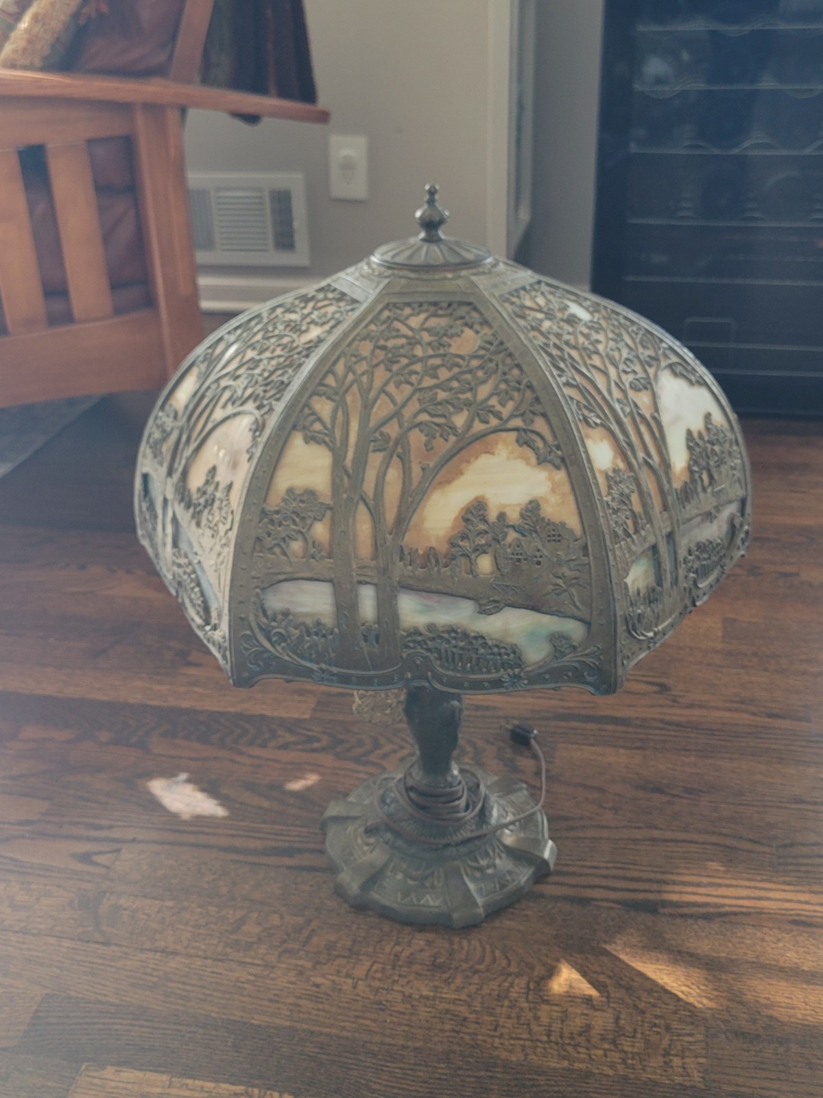 Antique The Mosaic Shade Co. Chicago Bent Slag Glass Table Lamp. Circa 1905-1914