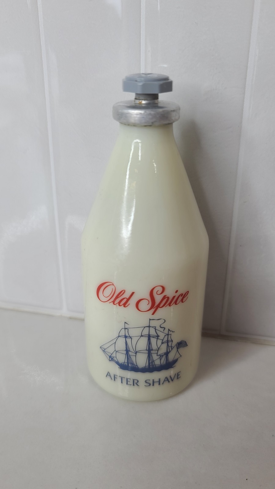 Vintage Old Spice After Shave Glass Bottle 2.5 oz Star Cap Full 2-1/2 fl oz