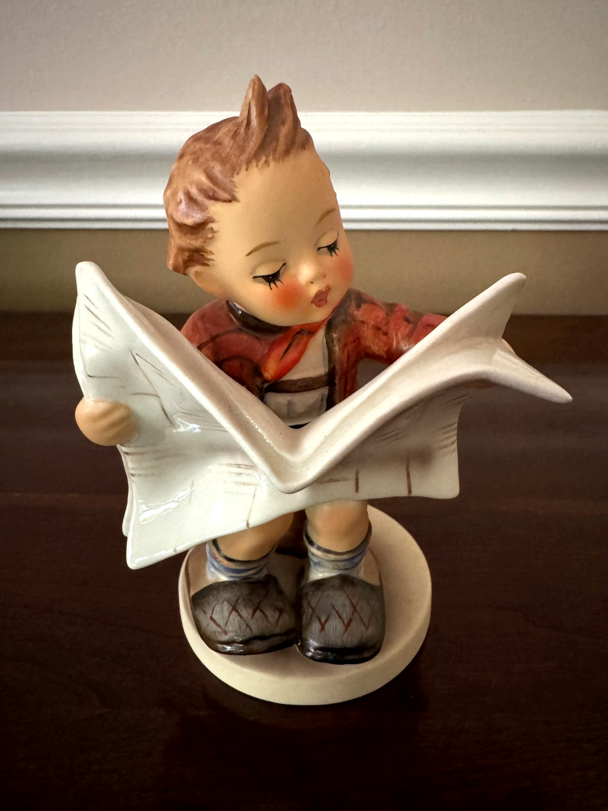 Goebel Hummel \'Latest News\' - #184 - 27 - No Apparent Crazing - Very Nice Piece