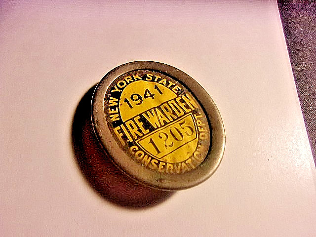 RARE N.Y.STATE 1941 CONSERVATION DEPT. 'FIRE WARDEN' BADGE, WW2 VINTAGE