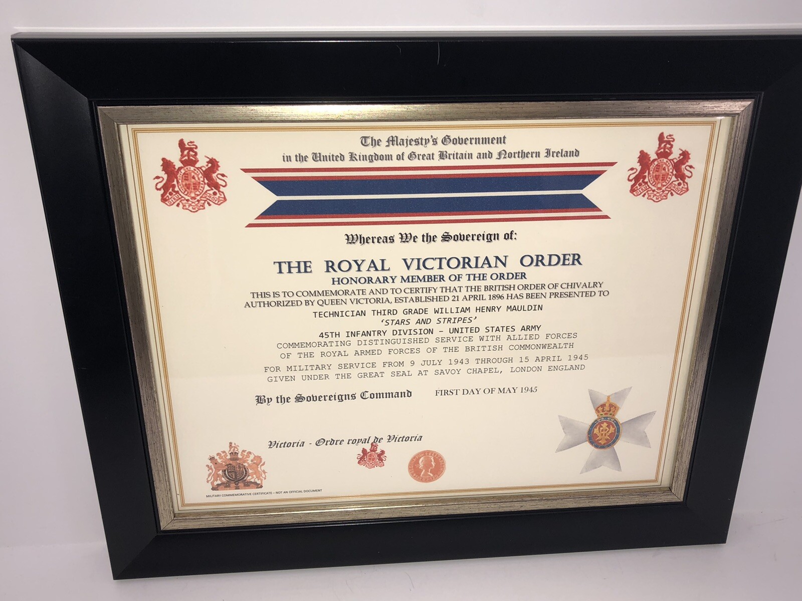 ROYAL VICTORIAN ORDER - HONORARY MEMBER [UK] COMMEMORATIVE CERTIFICATE ~ Type 1