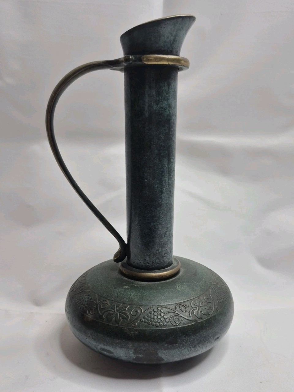 Pal Bell Israel Marked Brass Bronze Patina Metal Grapevine Ewer Pitcher Jug 9.5