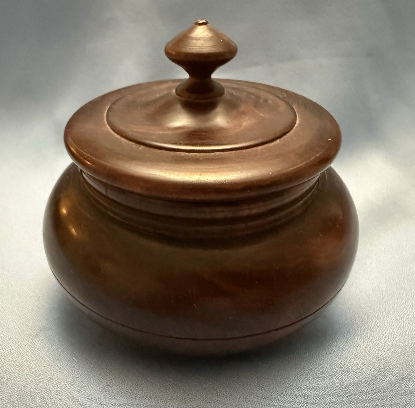 Vintage Turned Hardwood Treen Lidded Jar Tobacco Pot Beautiful Grain 5”