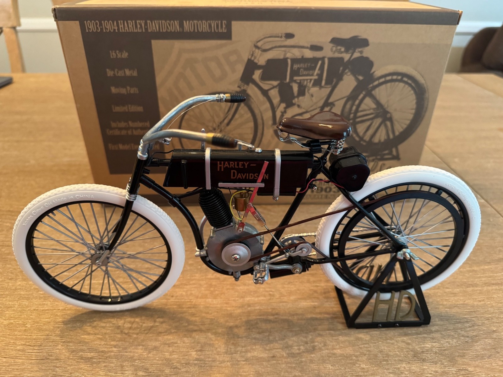 Harley-Davidson Serial Number One 1903-1904 1:6 Diecast Model Limited Edition C…