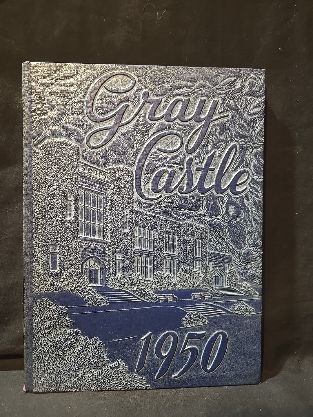 1950 SAN DIEGO HIGH SCHOOL YEARBOOK SAN DIEGO, CALIFORNIA  GRAY CASTLE