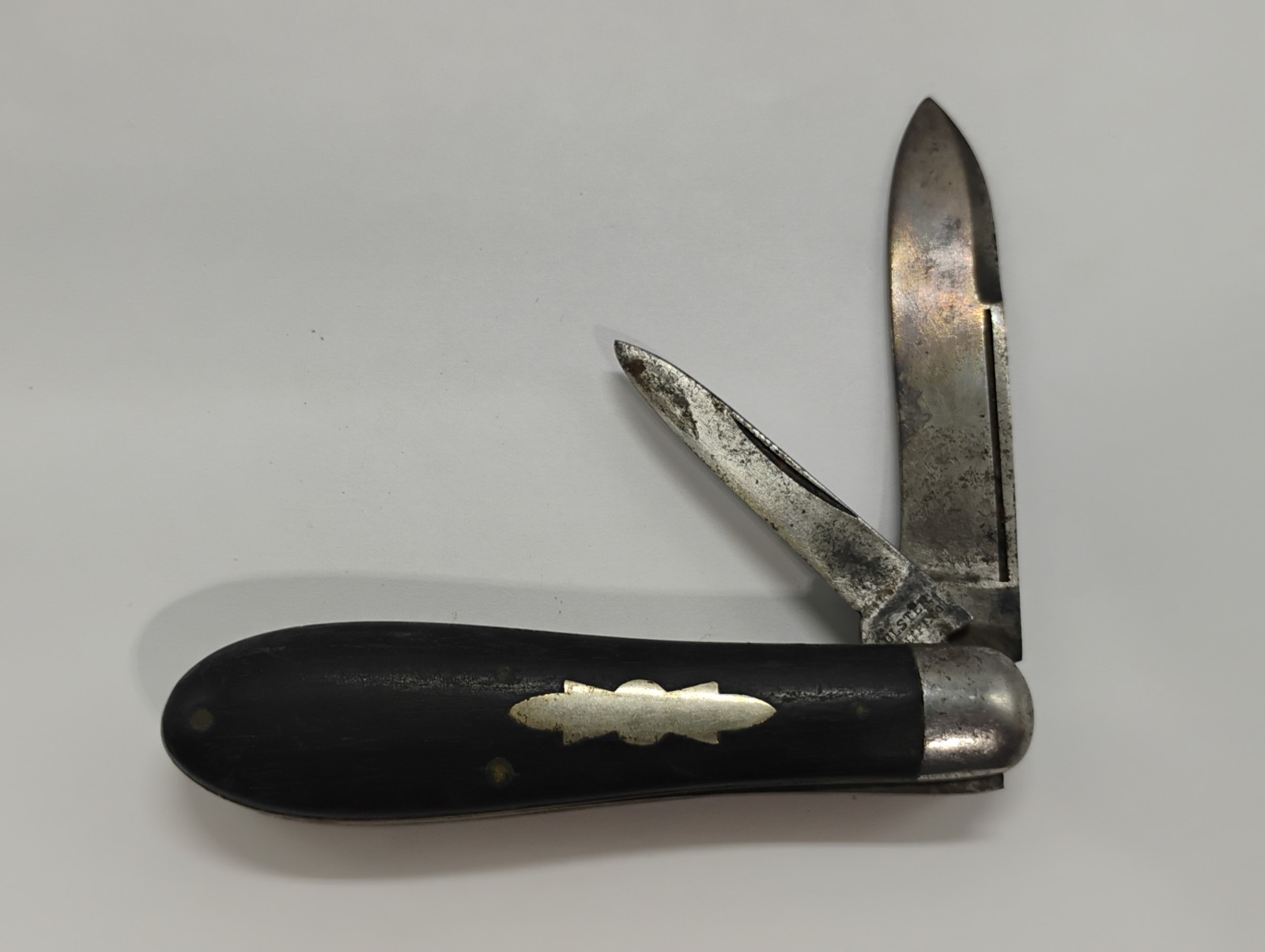 Vintage Antique Ulster 2 Blade Bowling Pin Shaped Pocket Knife w/ Large Shield