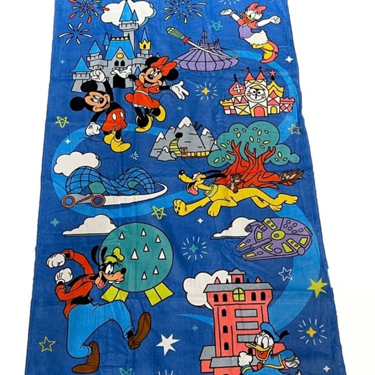 Disney Parks Walt Disney World Mickey & Friends Beach Towel