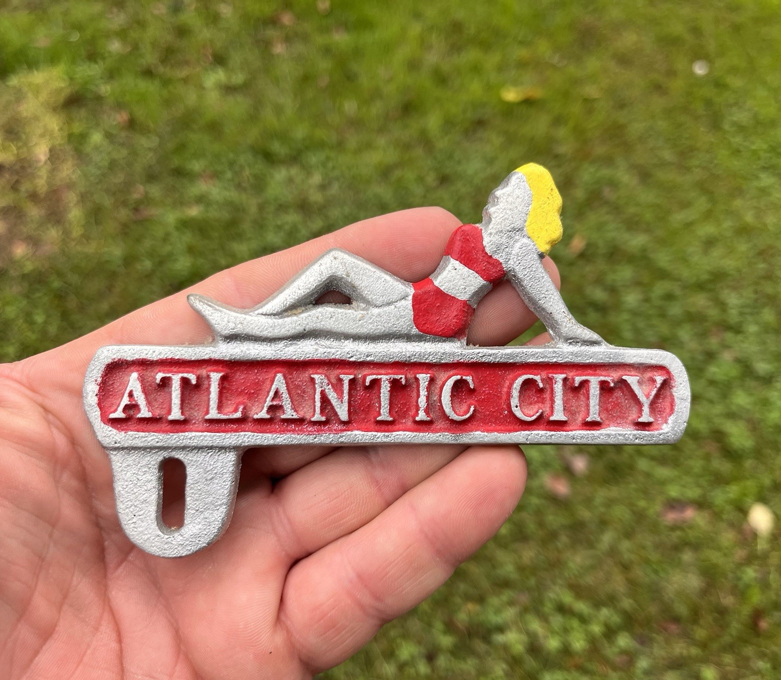 Vintage Atlantic City NJ Bathing Beauty License Plate Topper