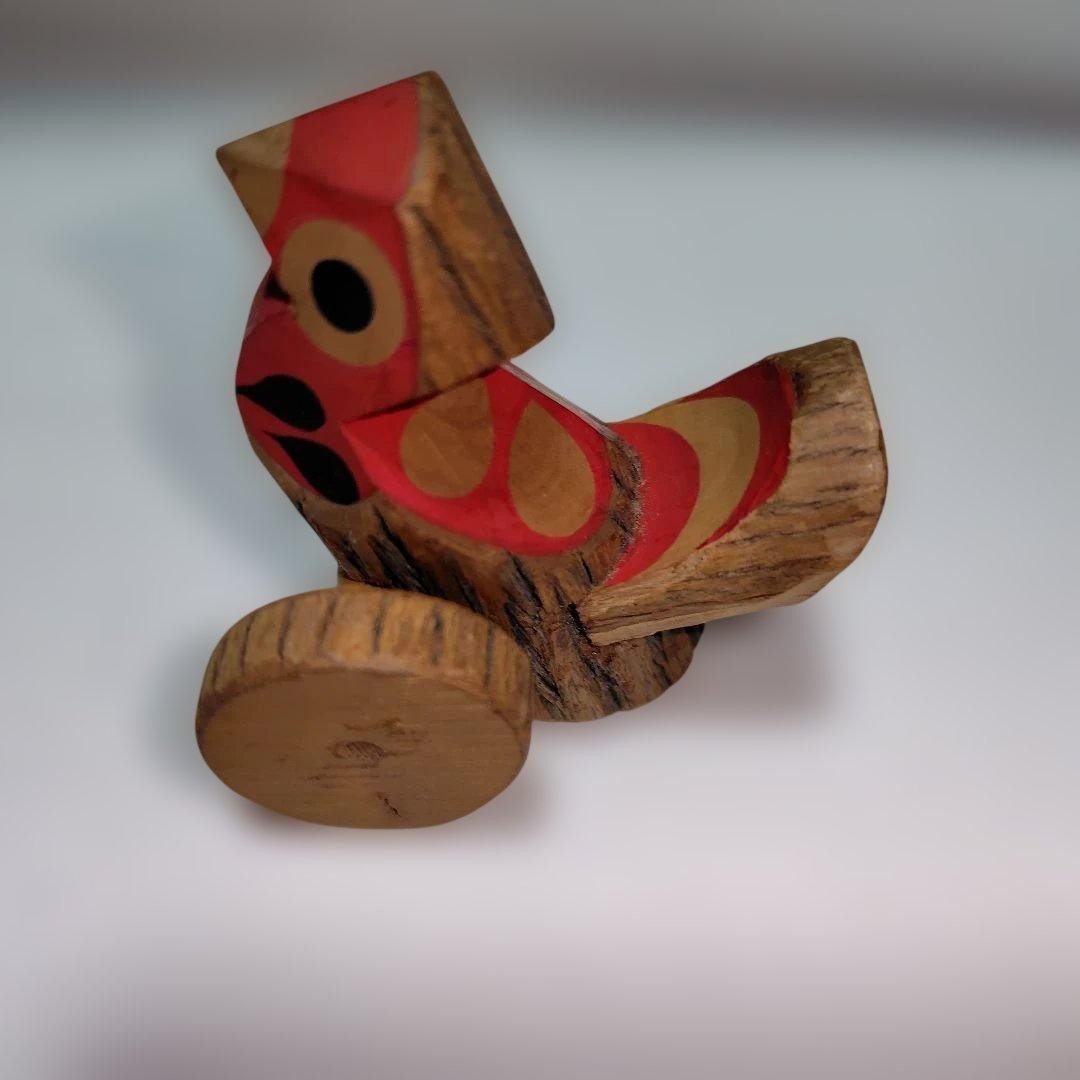 Saga Kishimayama Itto Carved Red Bird Wooden Toy With Wheels