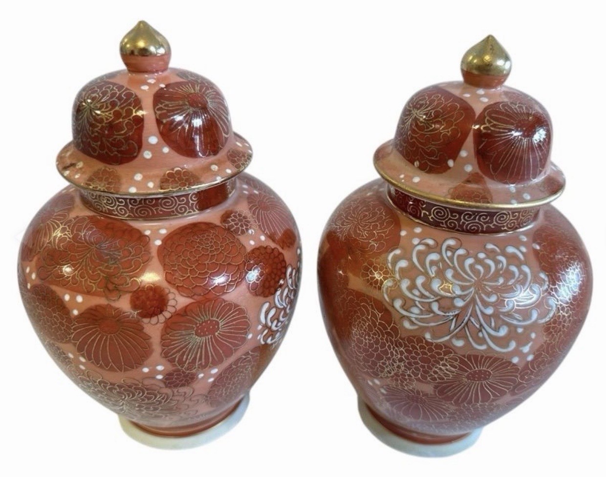 Pair Japanese Hand Painted Porcelain Ginger Jars Gold Gilt Floral Lidded Vases