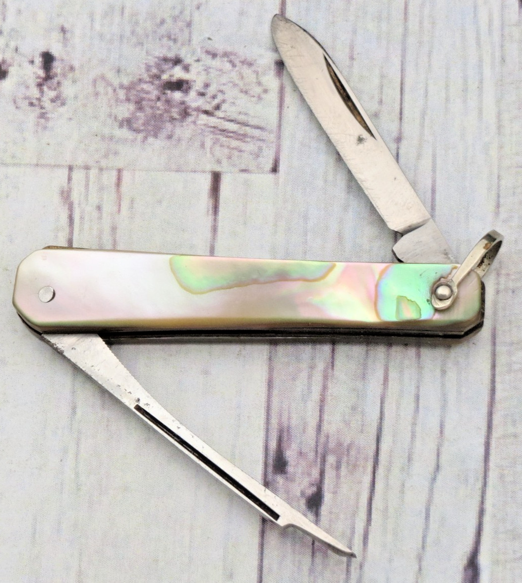Antique Unmarked Small Lobster Penknife - Amazing Abalone Pearl Handles