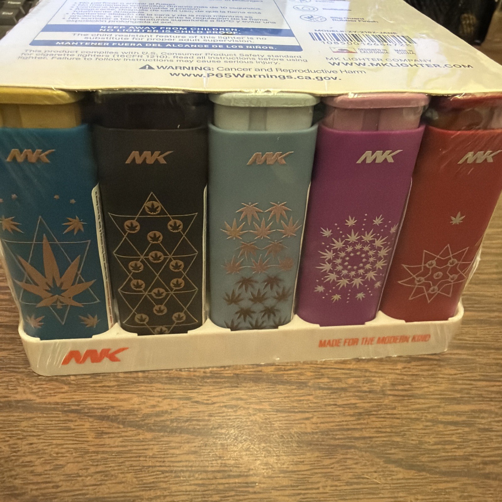 Mk Lighters Butane Several didferent colors GREAT VALUE Lot of 50