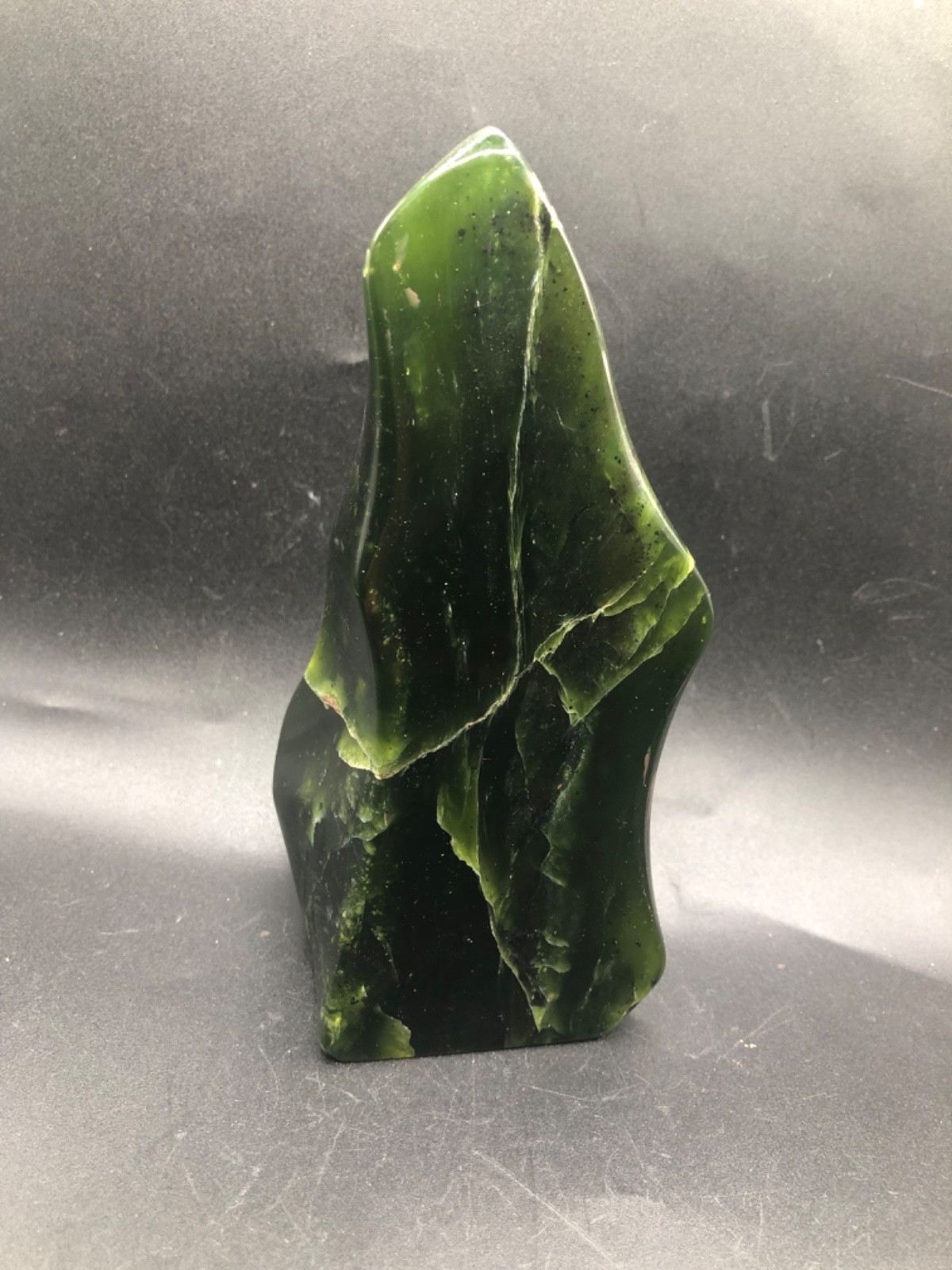 471g Natural Serpentine Jade Crystal Mineral Specimen Green  Stone Healin