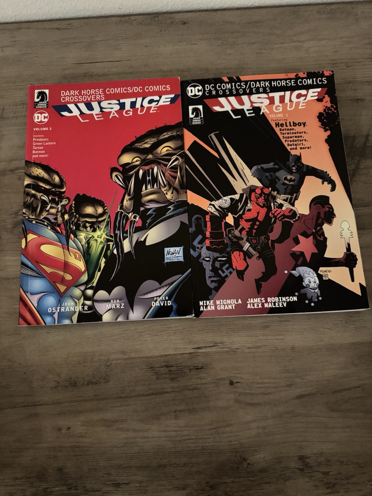 Dark Horse/dc Comics Crossovers Justice League Vol 1 & 2 Tpbs