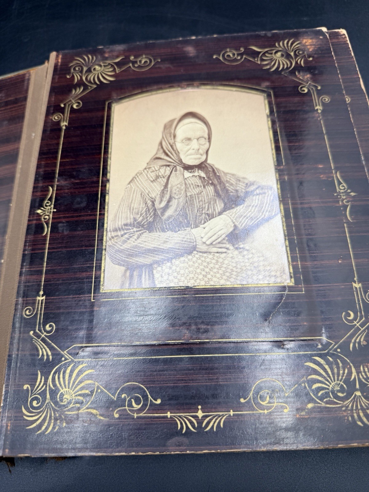 Antique Victorian Photo Album W/ Cabinet Cards Tin Types 
