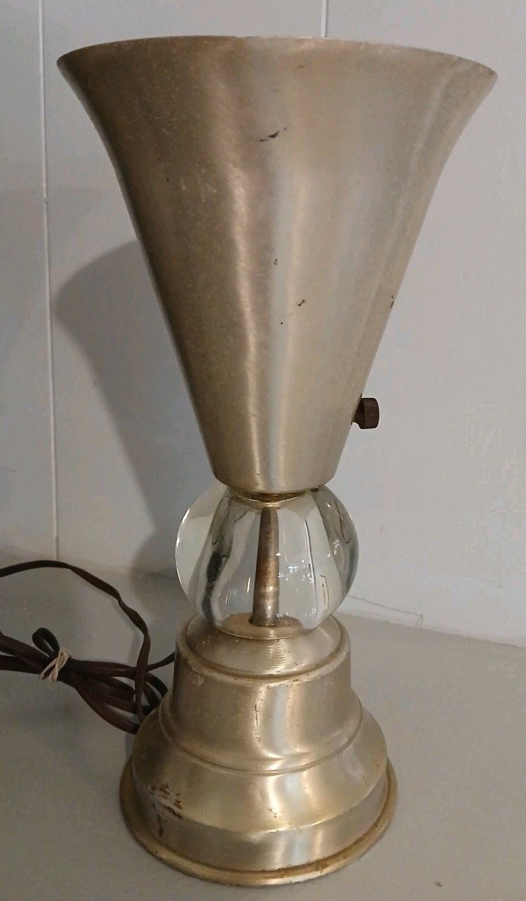 Vintage Mid Century Modern Brass & Lucite Ball Trumpet Cone Table Lamp Accent