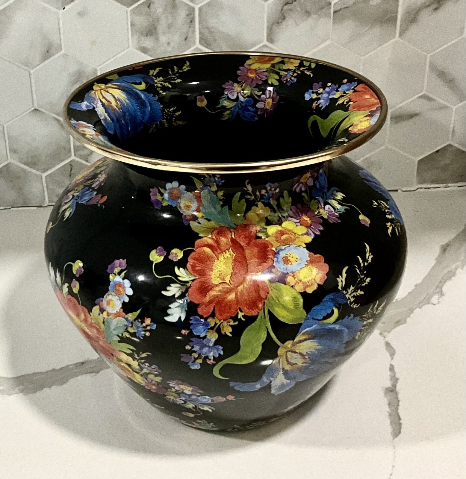 RETIRED MacKenzie-Childs Black Flower Market Vase Enamel Over Metal 6.75\