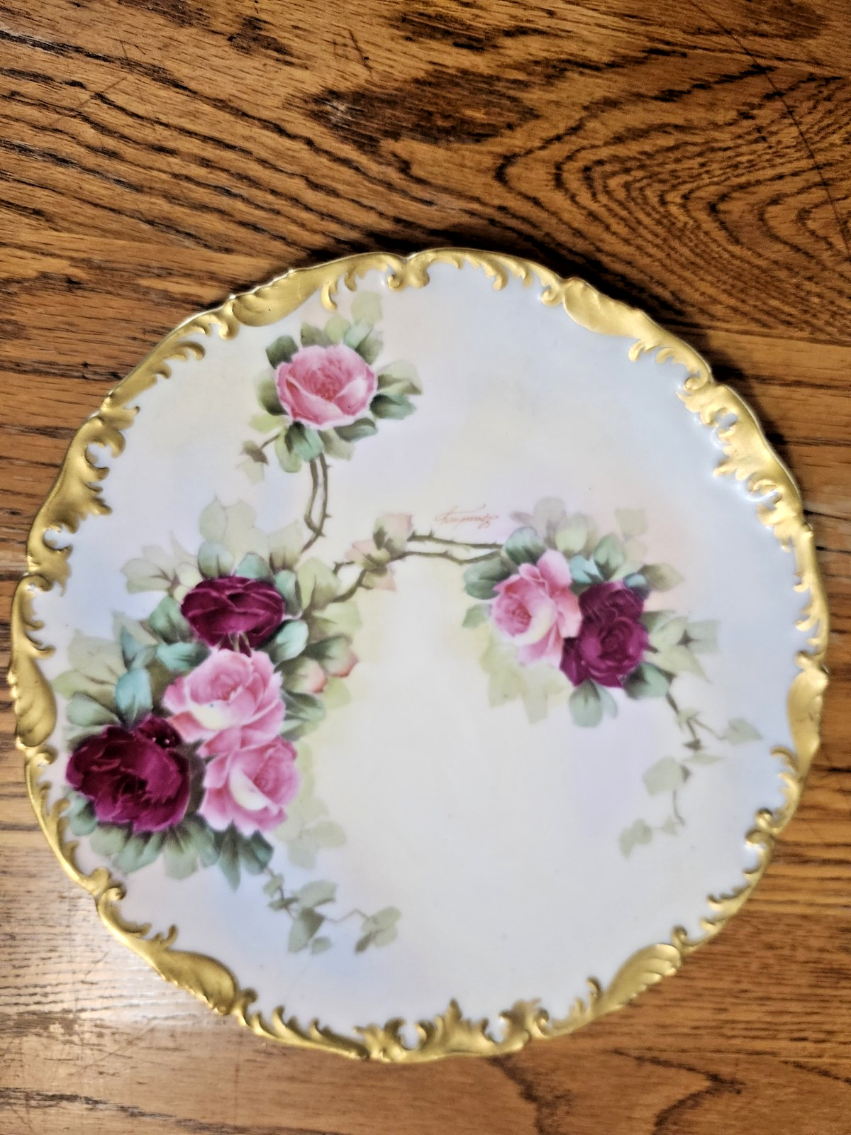 Ant. T & V Limoges porcelain plate hand painted pink/red roses, w/gold gilt trim