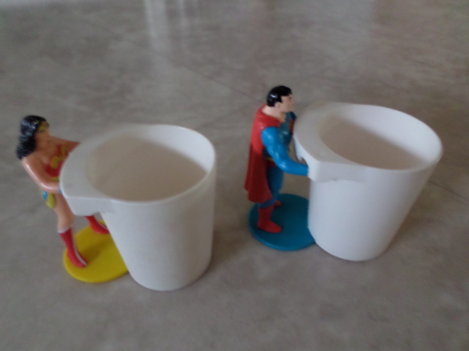 Vintage 1988 Burger King DC Comics Cup Holders Superman & Wonder Woman Lot of 2