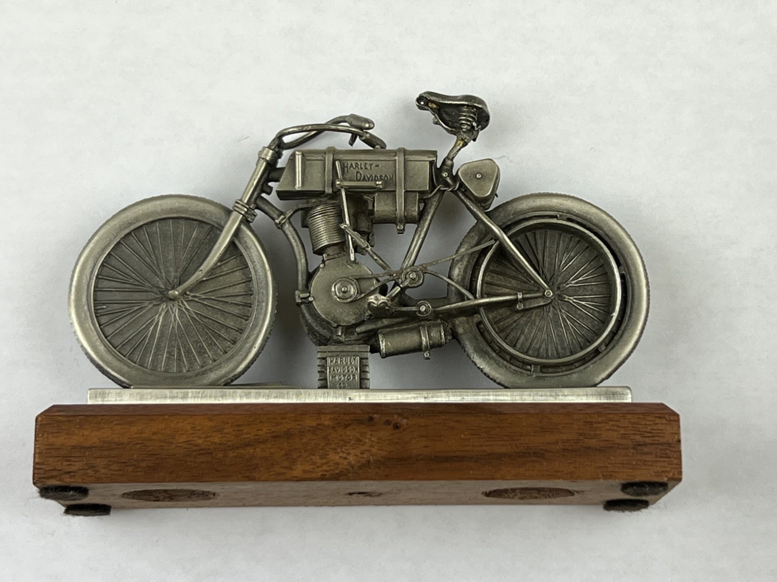 Harley Davidson SERIAL NUMBER ONE Pewter Replica 99701-99V New
