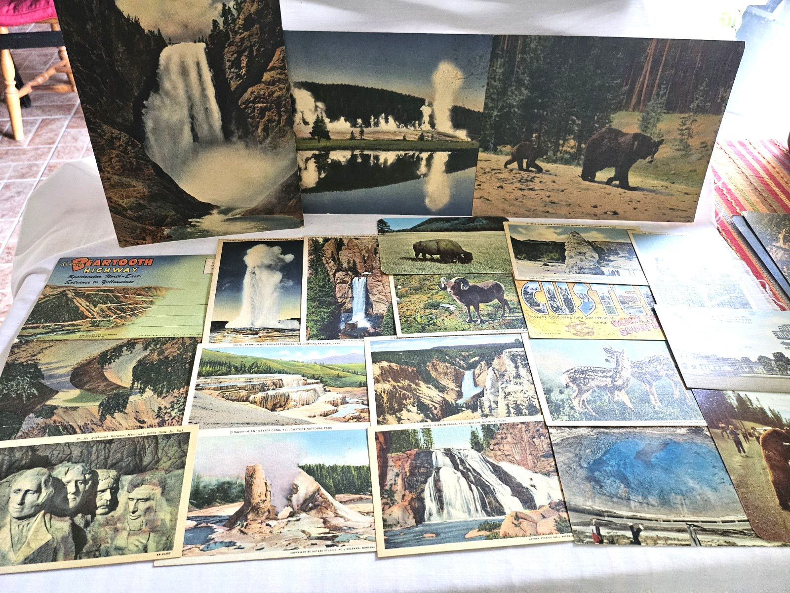 22 Vintage YELLOWSTONE Unused Postcards Jack Ellis Haynes c1930\'s  & Booklet