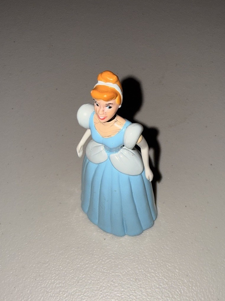 Vintage Rare Disney Cinderalla Plastic Figure