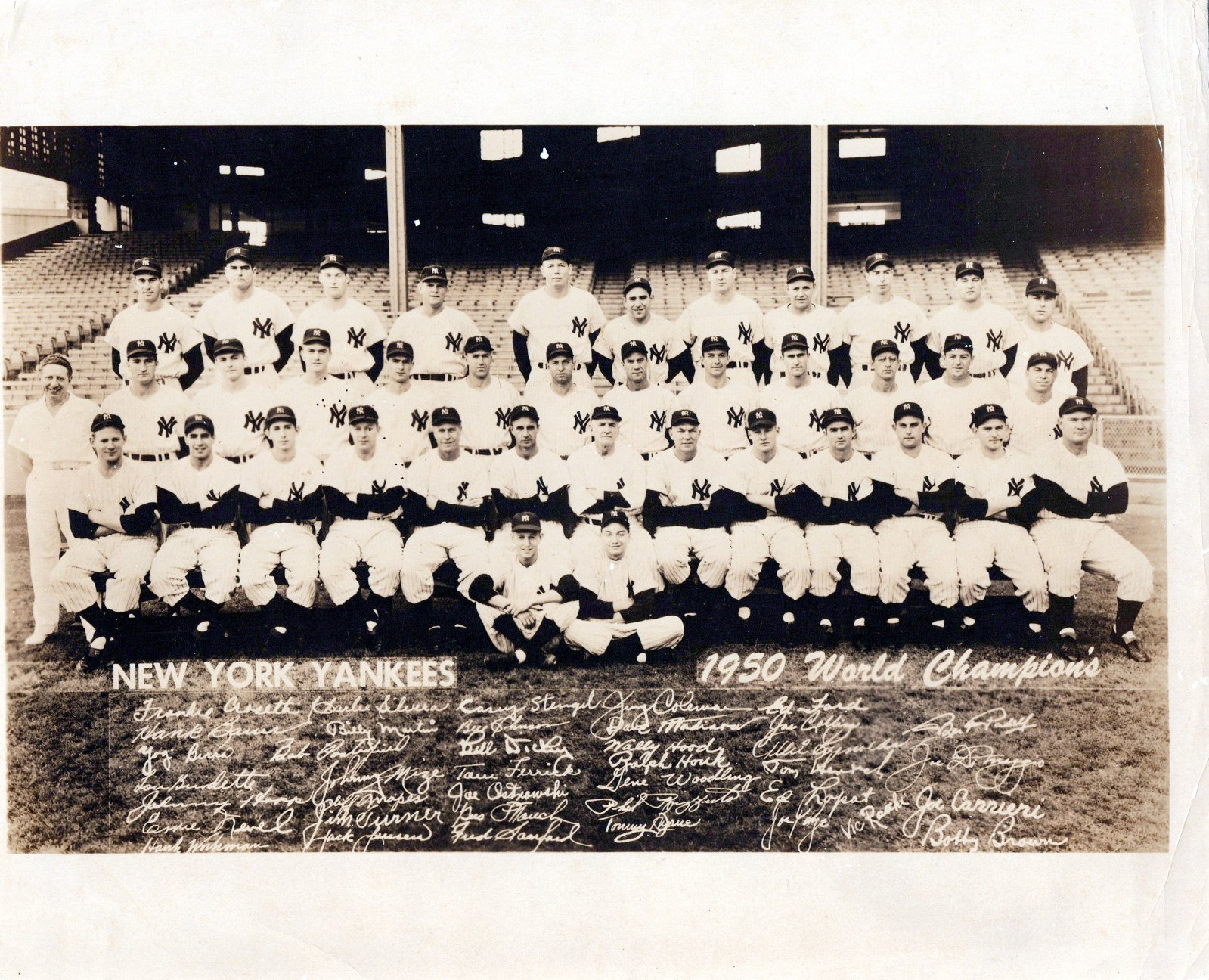 1950 New York Yankees Large Team BERRA JOE DIMAGGIO CHAMPIONS VINTAGE PHOTO MA39