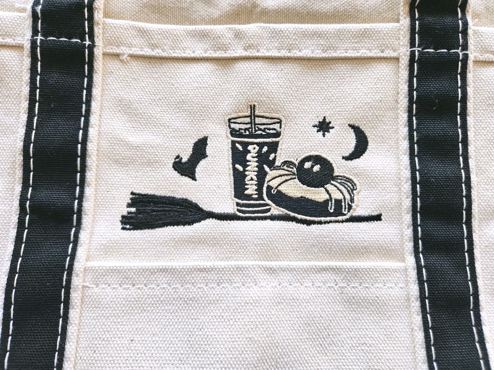 New Salem MA x Dunkin 2026 Halloween Canvas Tote Bag Limited Edition HTF RARE LE