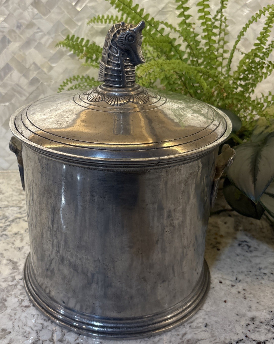 Vintage Georges Briard Ice Bucket MCM Seahorse Finial clamshell handles beach