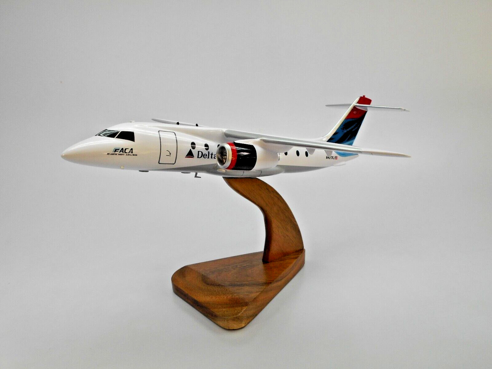 Dornier 328 Atlantic Coast Airlines Aircraft Desktop Kiln Wood Model Small New