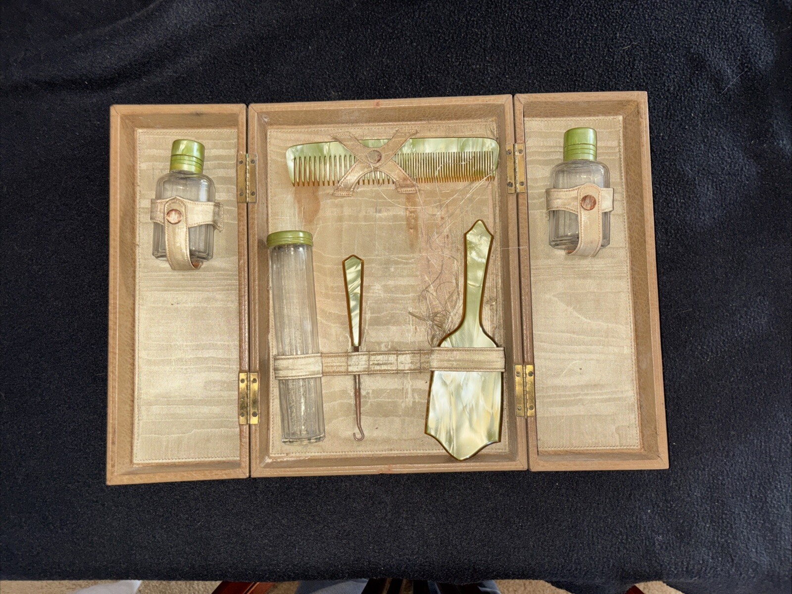 Celluloid Vintage 1930s Vanity Brush Set 6 Pieces Plus Case