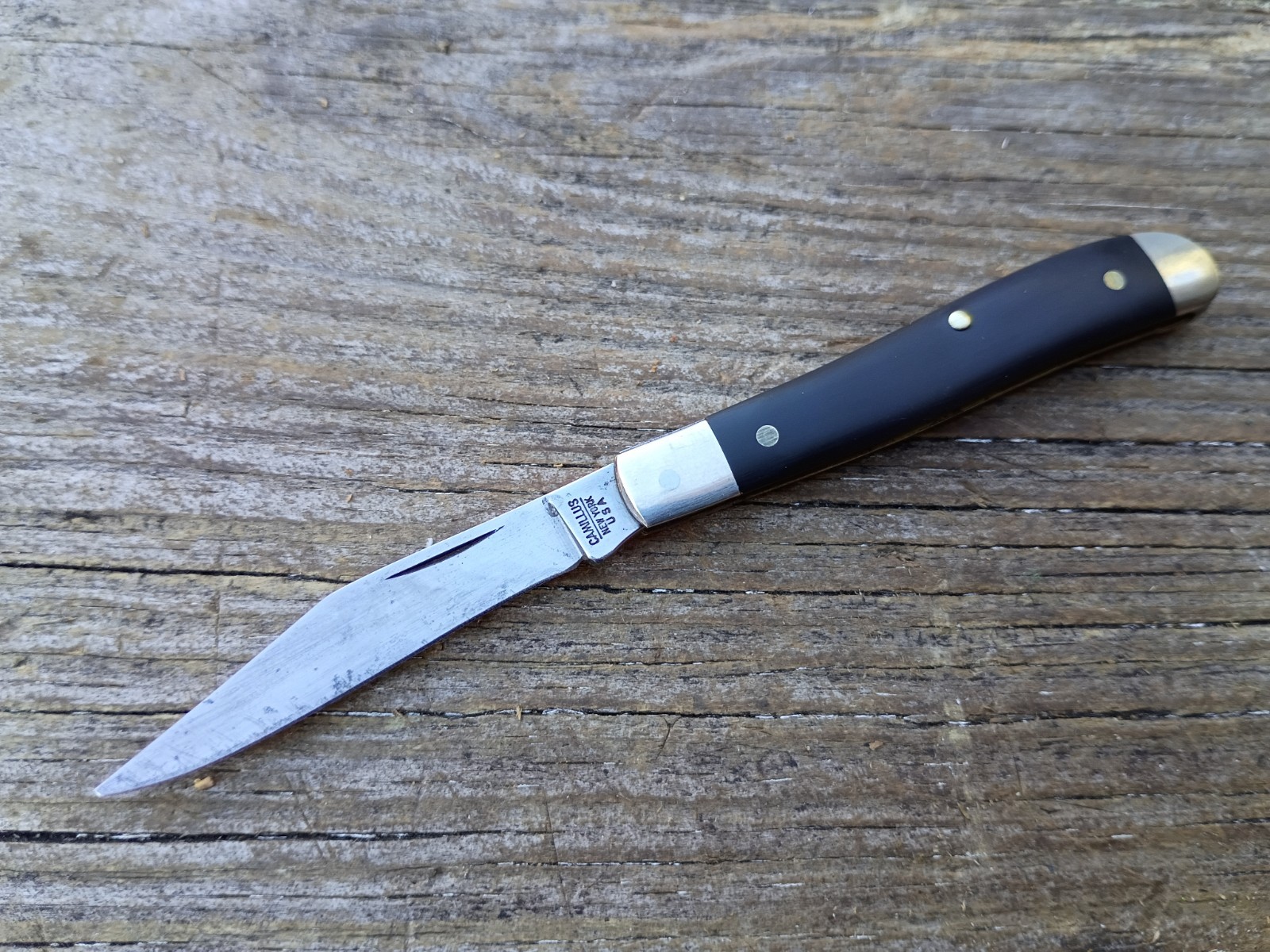 Vintage Camillus New York USA 710 Peanut Pocket Knife