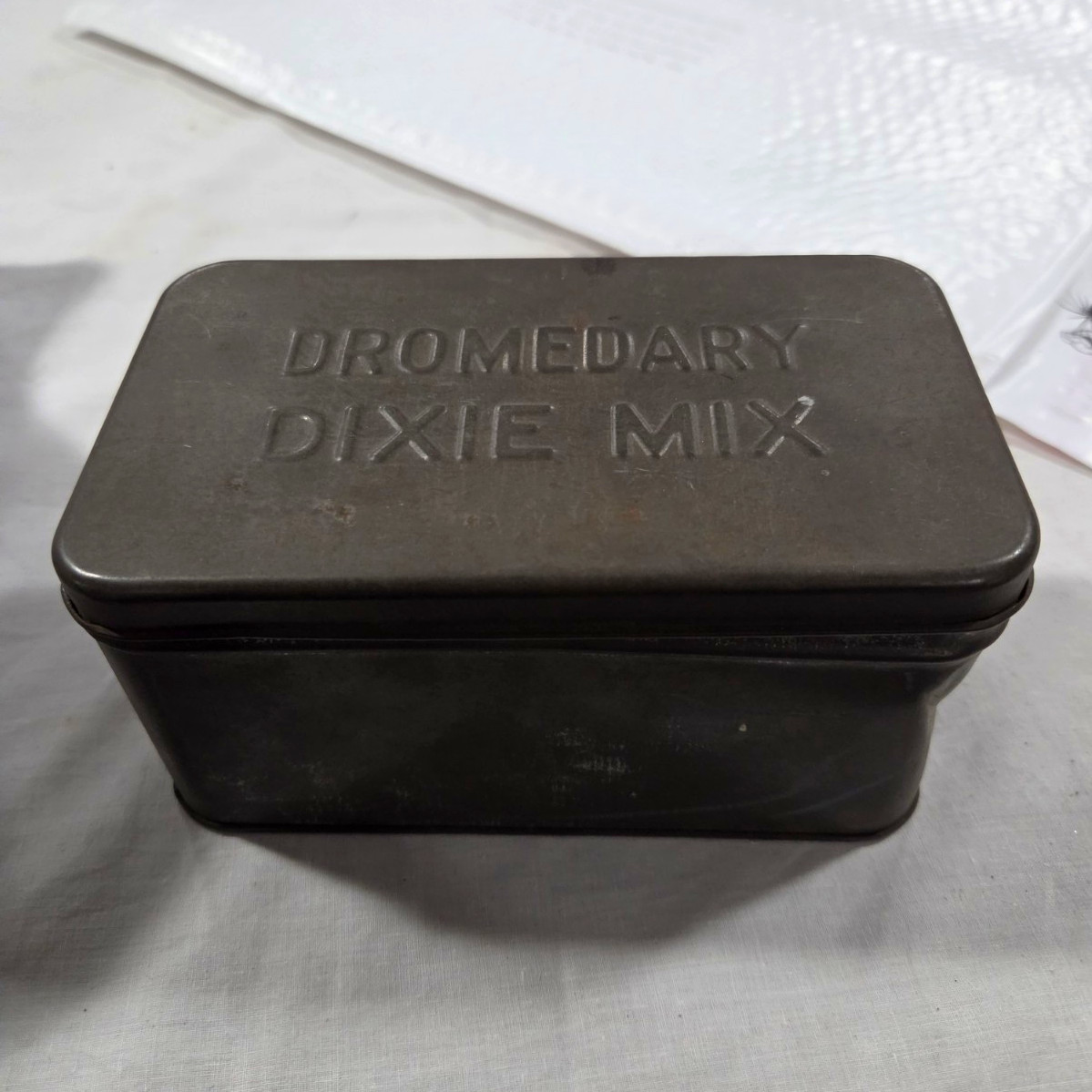 Vintage Dromedary Dixie Mix Embossed Metal Tin CANCO Fruitcake Baking 1930s
