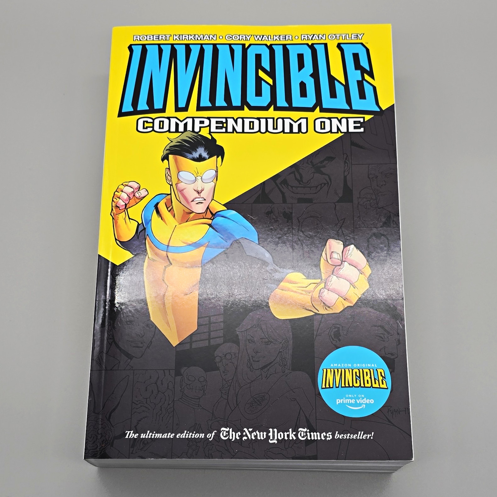 Image Invincible Compendium One Trade Paperback Color English Kirkman