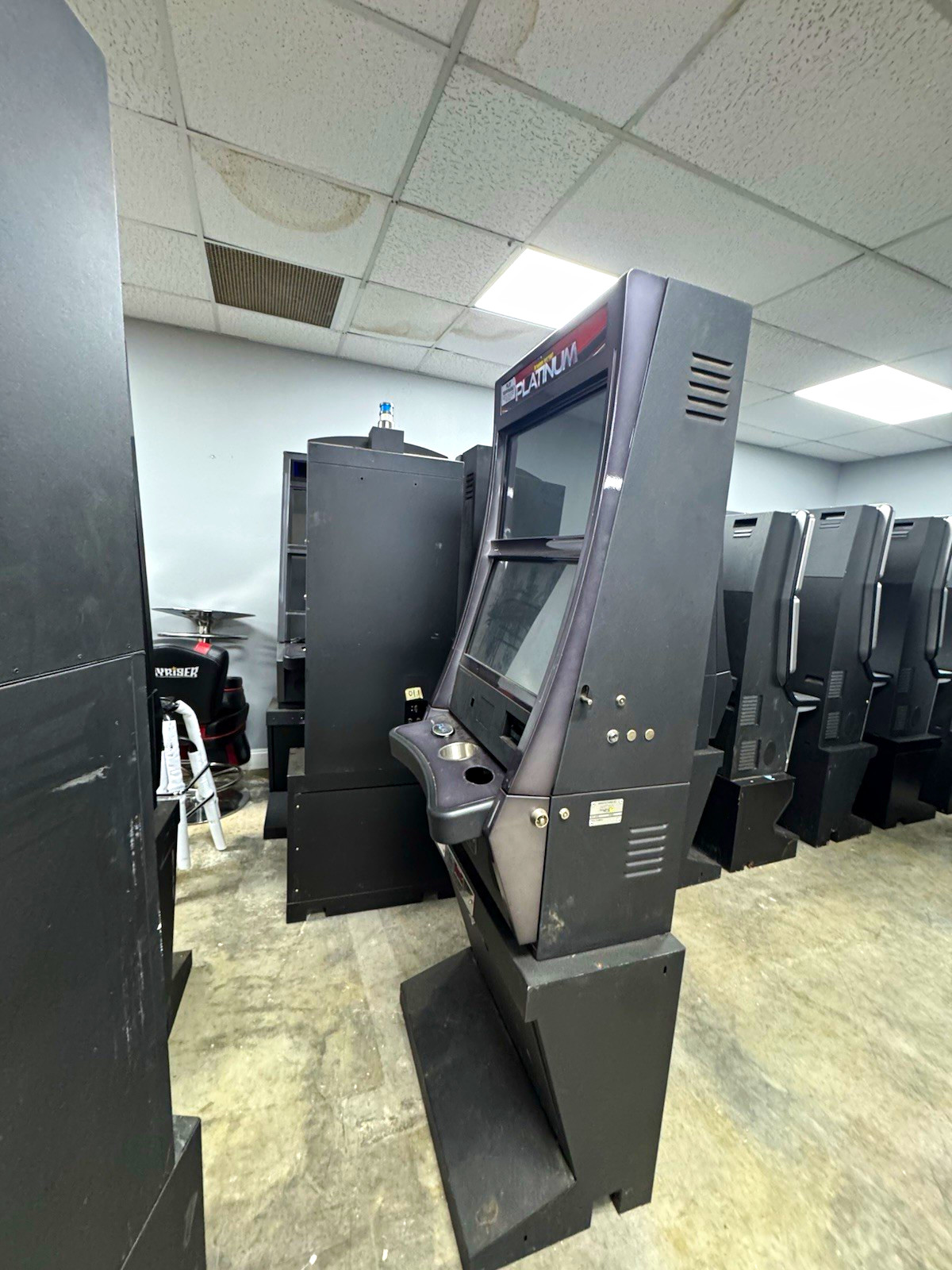 Georgia Skill Platinum Coin Operated Mechanical Casino Slot Machine