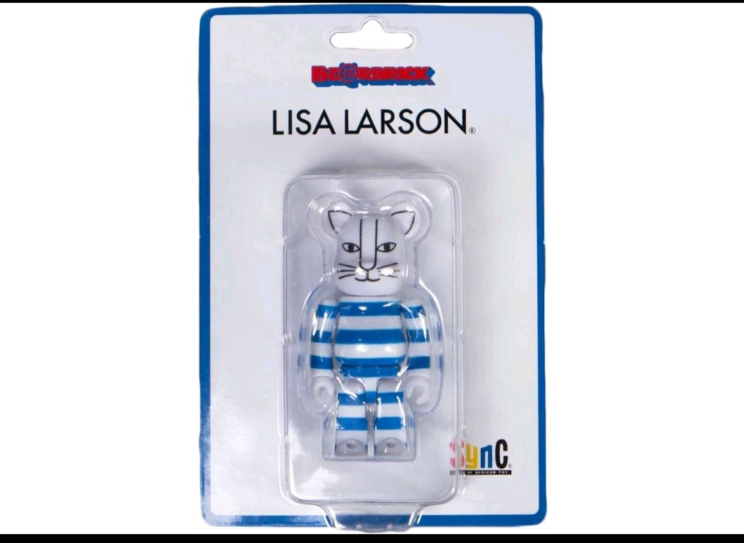 Lisa Larson Mikey: Blue Ver. 100% Bearbrick by Medicom Toy