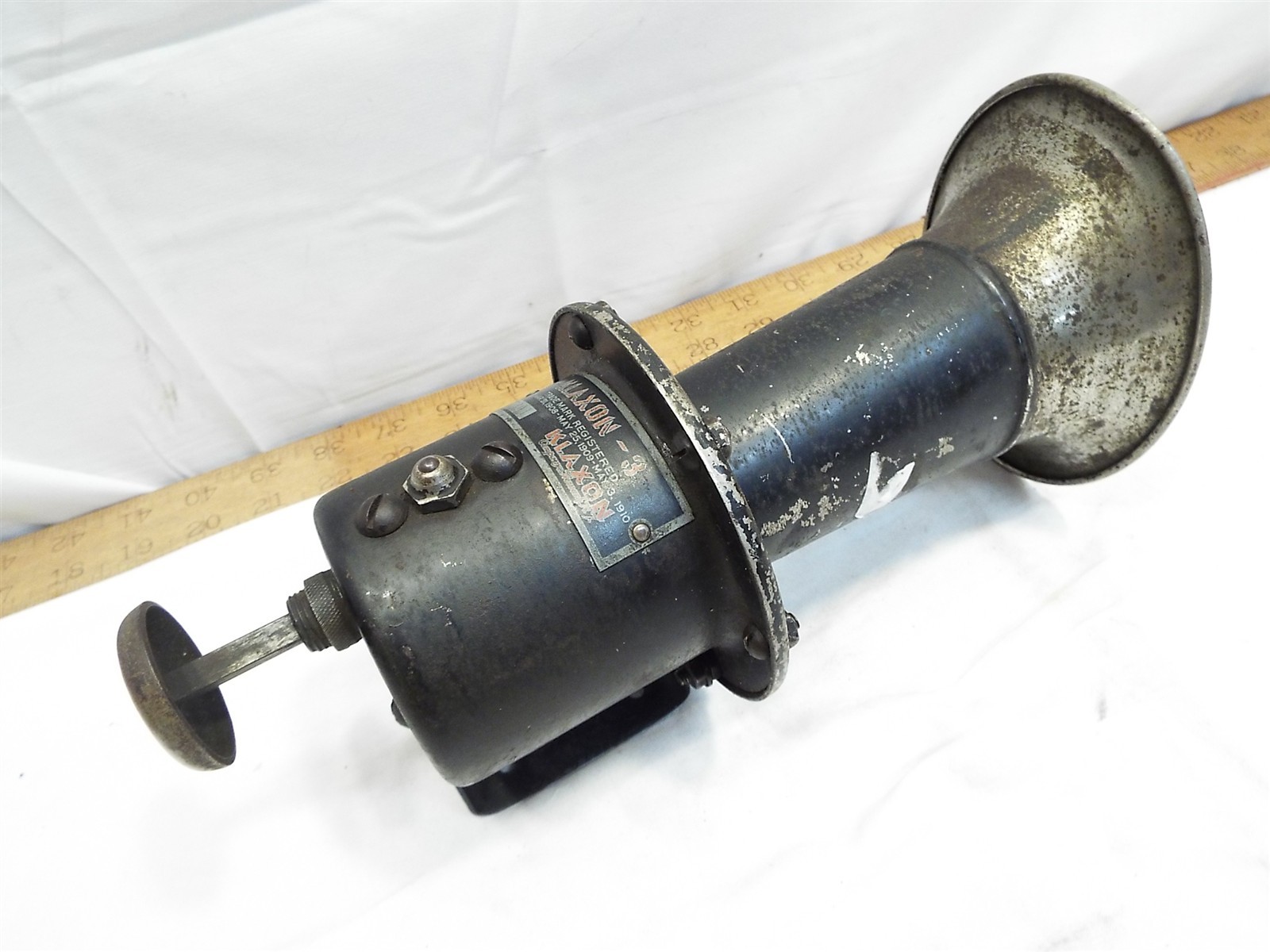 Early Klaxon model 3 Aooga Car Horn Ahooga Ooga Hand Push Button Carriage Auto 