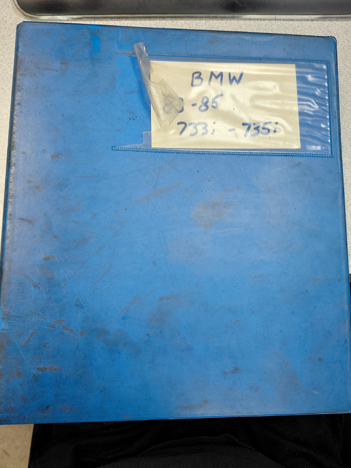 1983-1985 BMW 733i & 735i Factory Service Manual in Binder