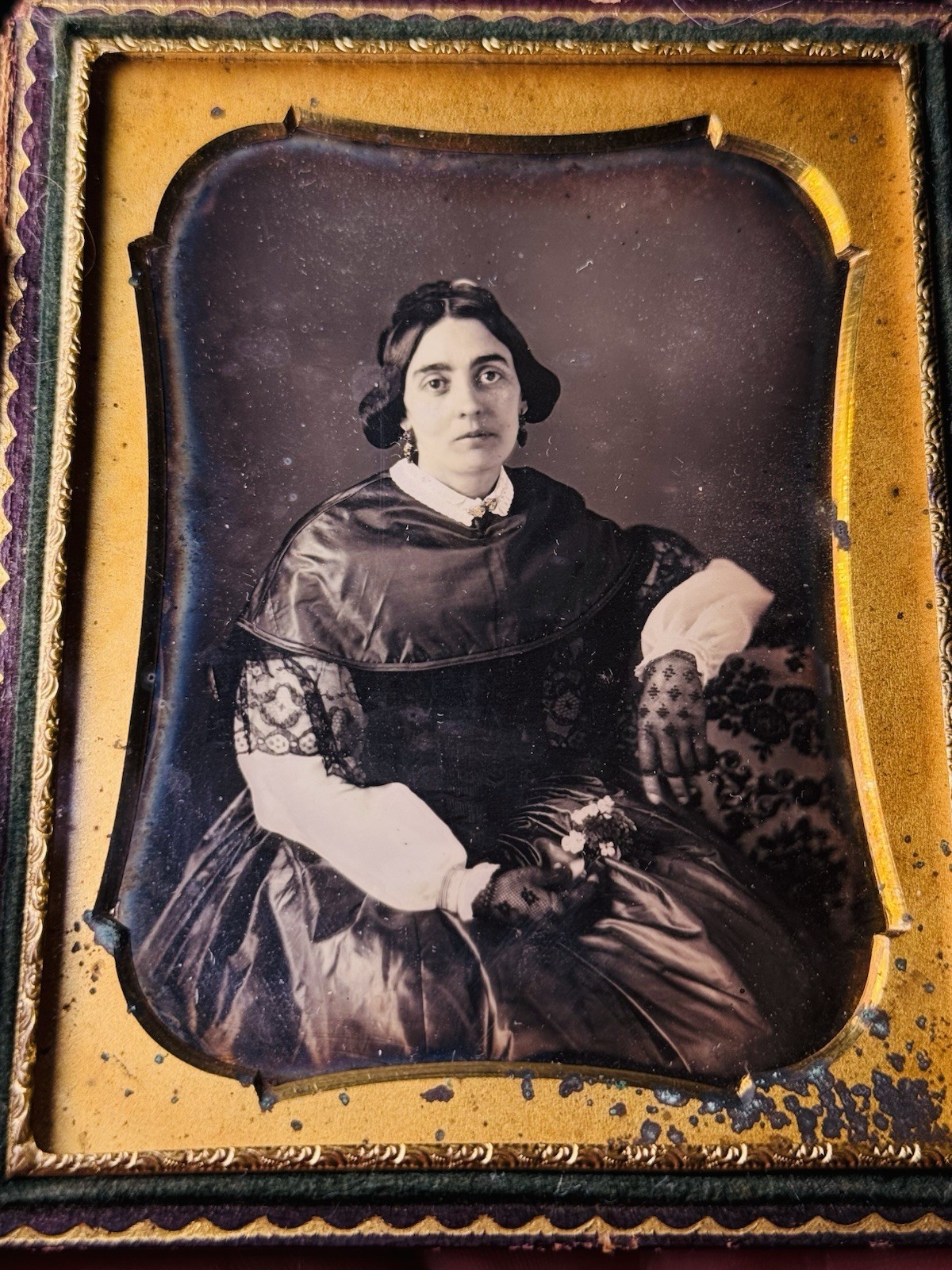 Stunning 1/4th Quarter Plate Daguerreotype, Woman Holding Flowers, Full Sep Case
