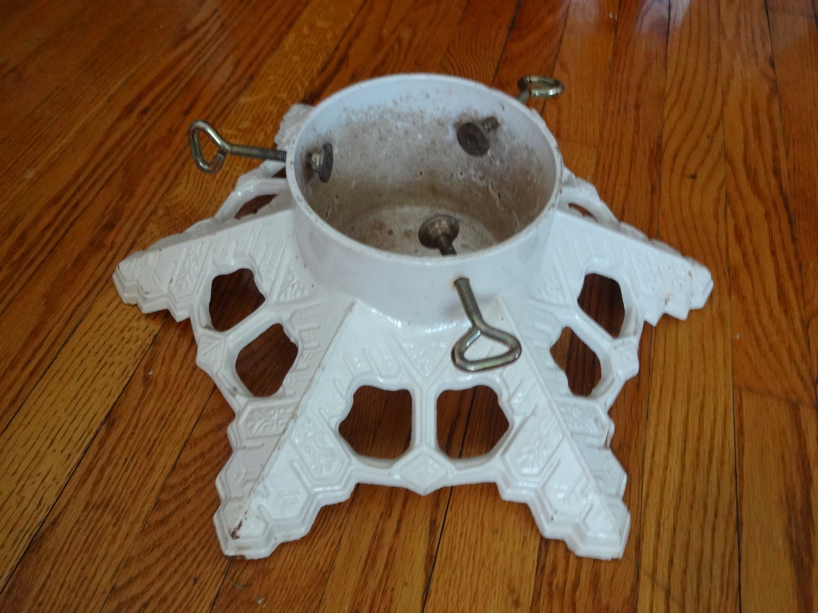 Vtg 92s White Snowflake Cast Iron Xmas Tree Stand Signed John Wright 6\