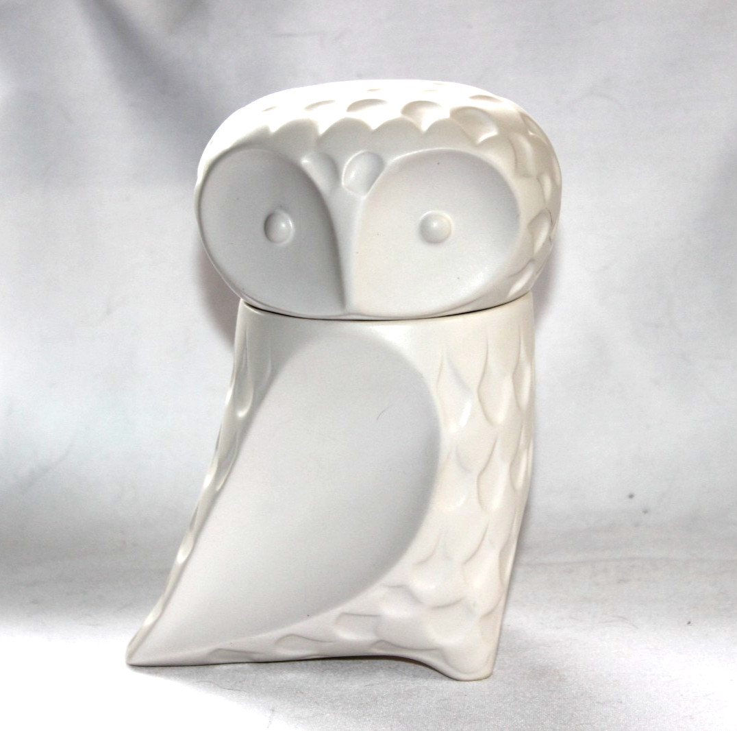 Creme Satin-Finish Stoneware Jonathan Adler Menagerie Owl Canister