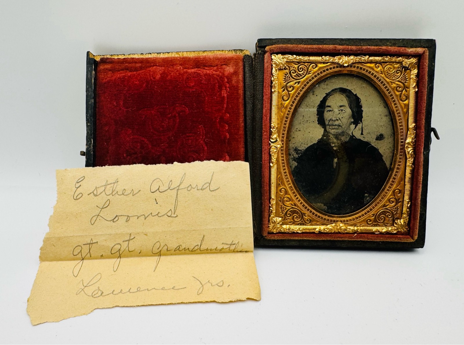 1/6 Plate Daguerreotype Woman Portrait in Velvet Case Identified 1850-1860’s