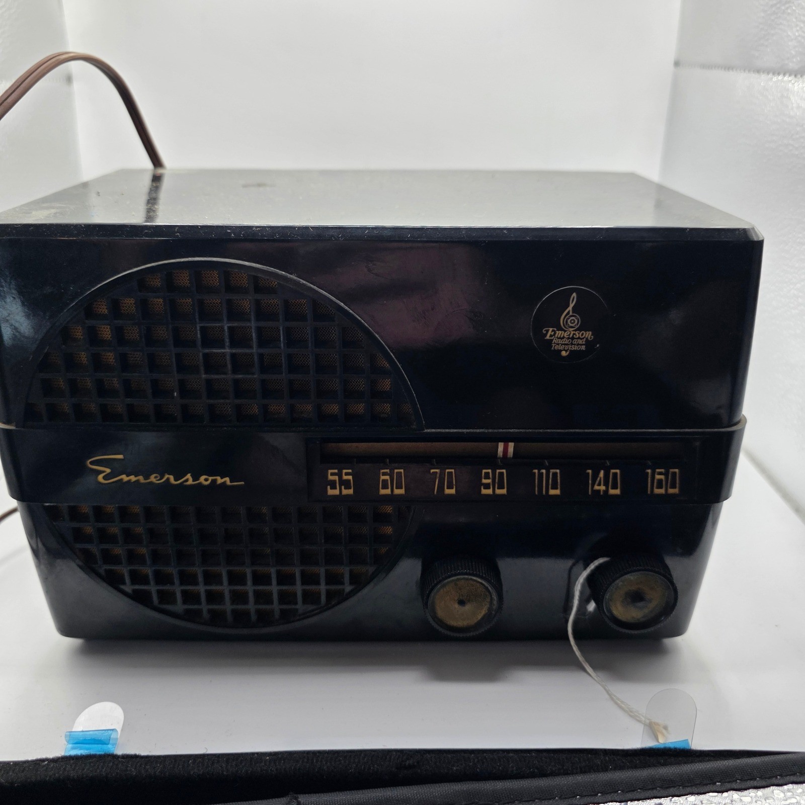 1950 Emerson Model 652 Black Bakelite AM Tube Radio Tested Working Vintage