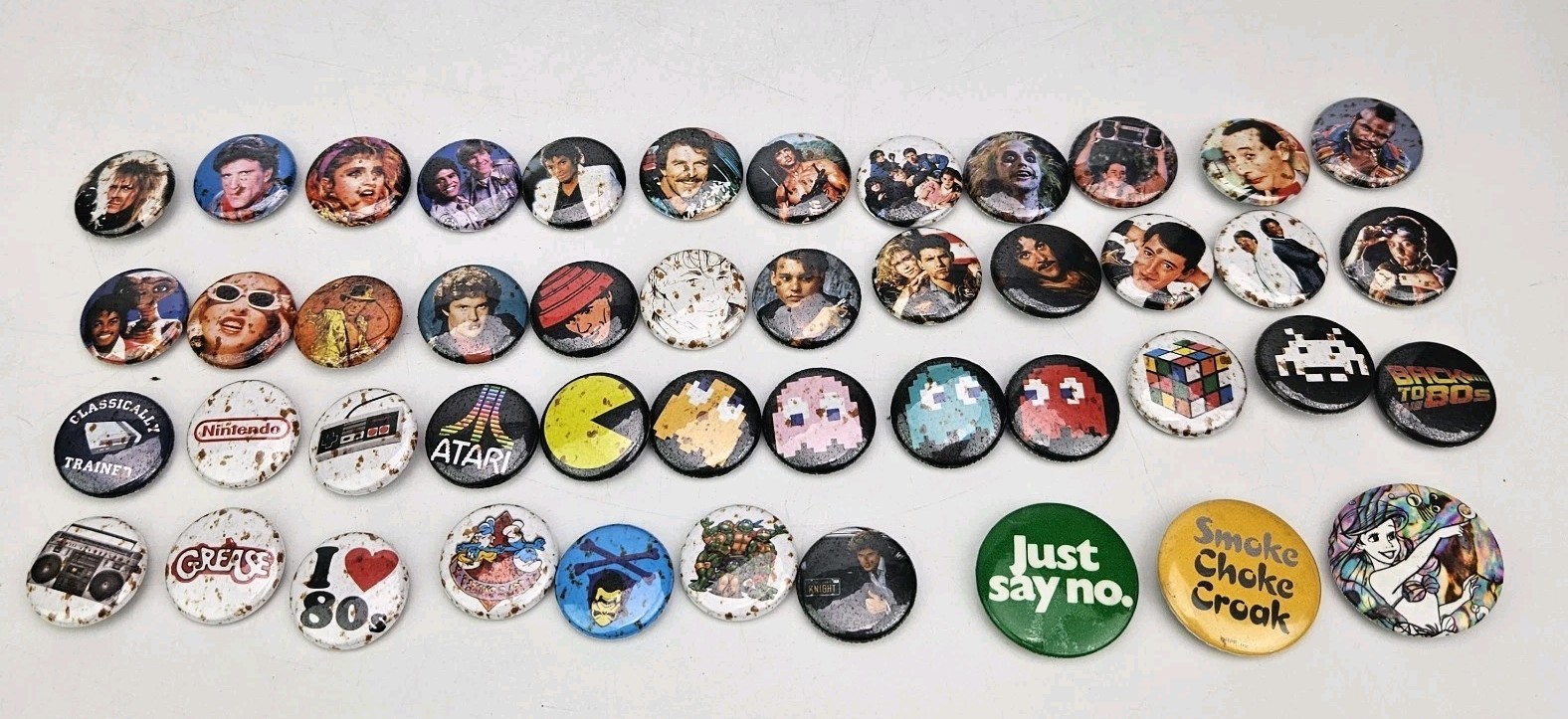 Retro 80s 90s Pinback Buttons Lot 46 Atari Nintendo Pac-Man TMNT Music TV Icons