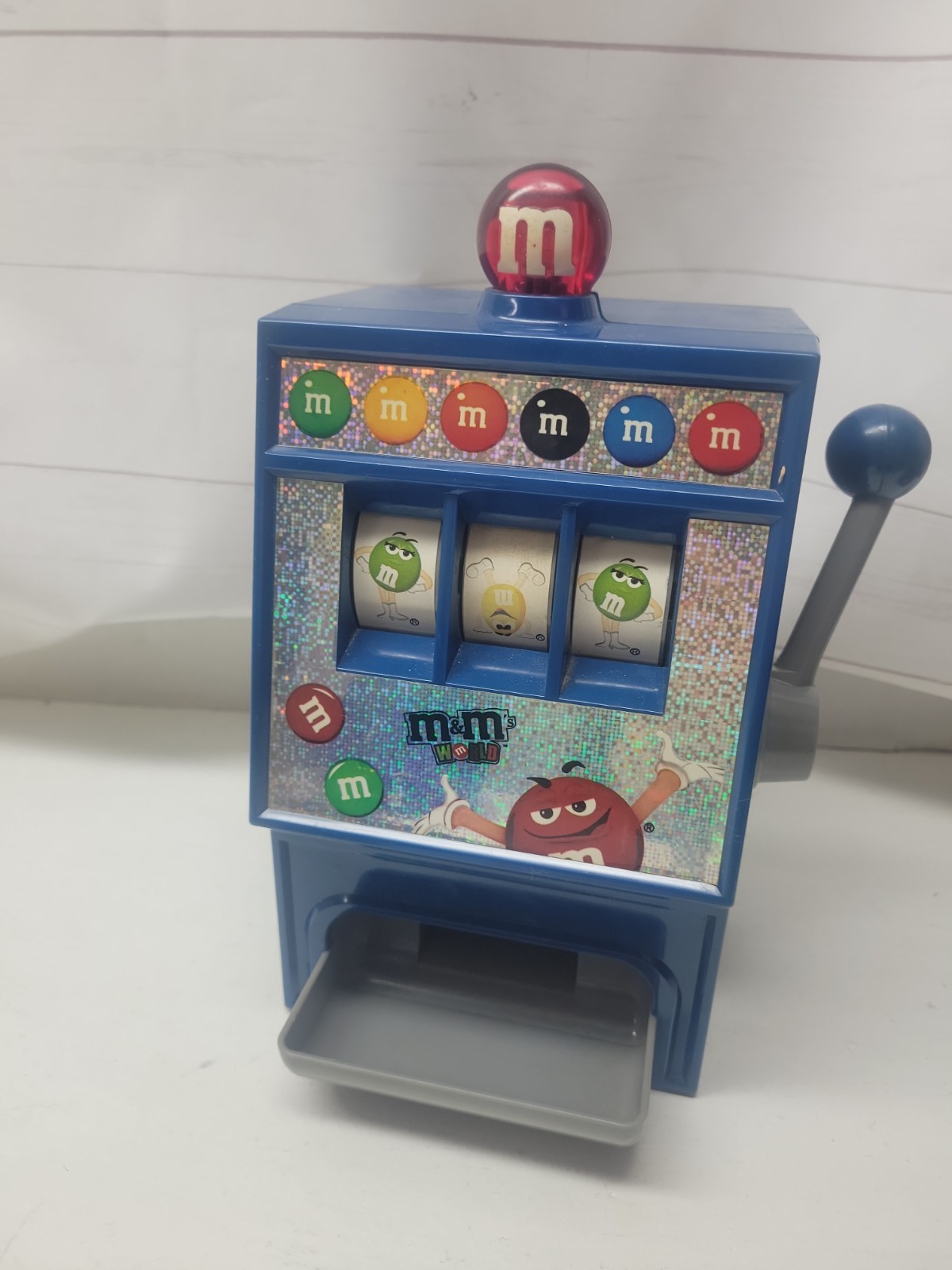 M&M\'s World Blue Slot Machine Dispenser
