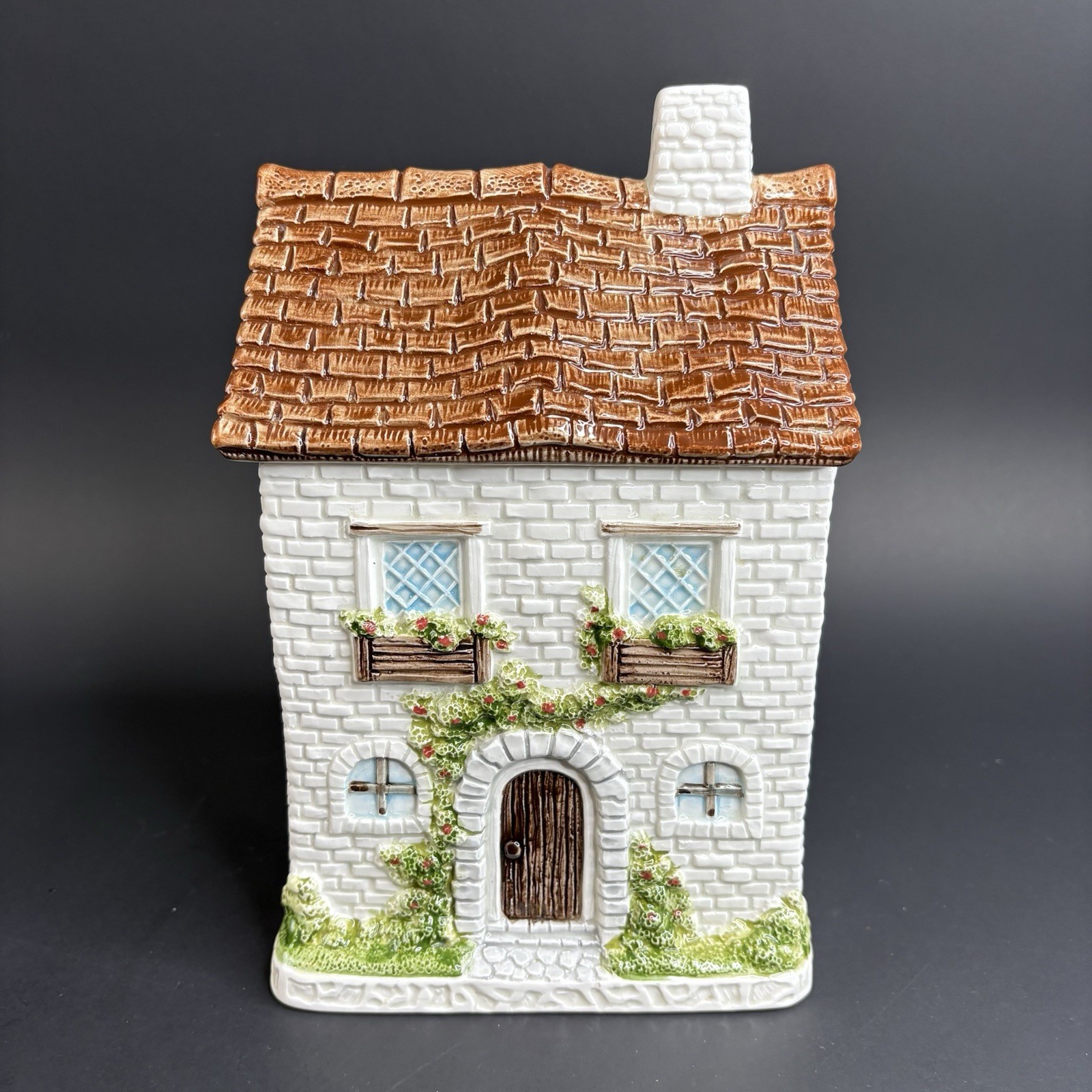 Vtg Otagiri Thatch Roof Cottage Canister Cooke Jar  Japan Discontinued HTF