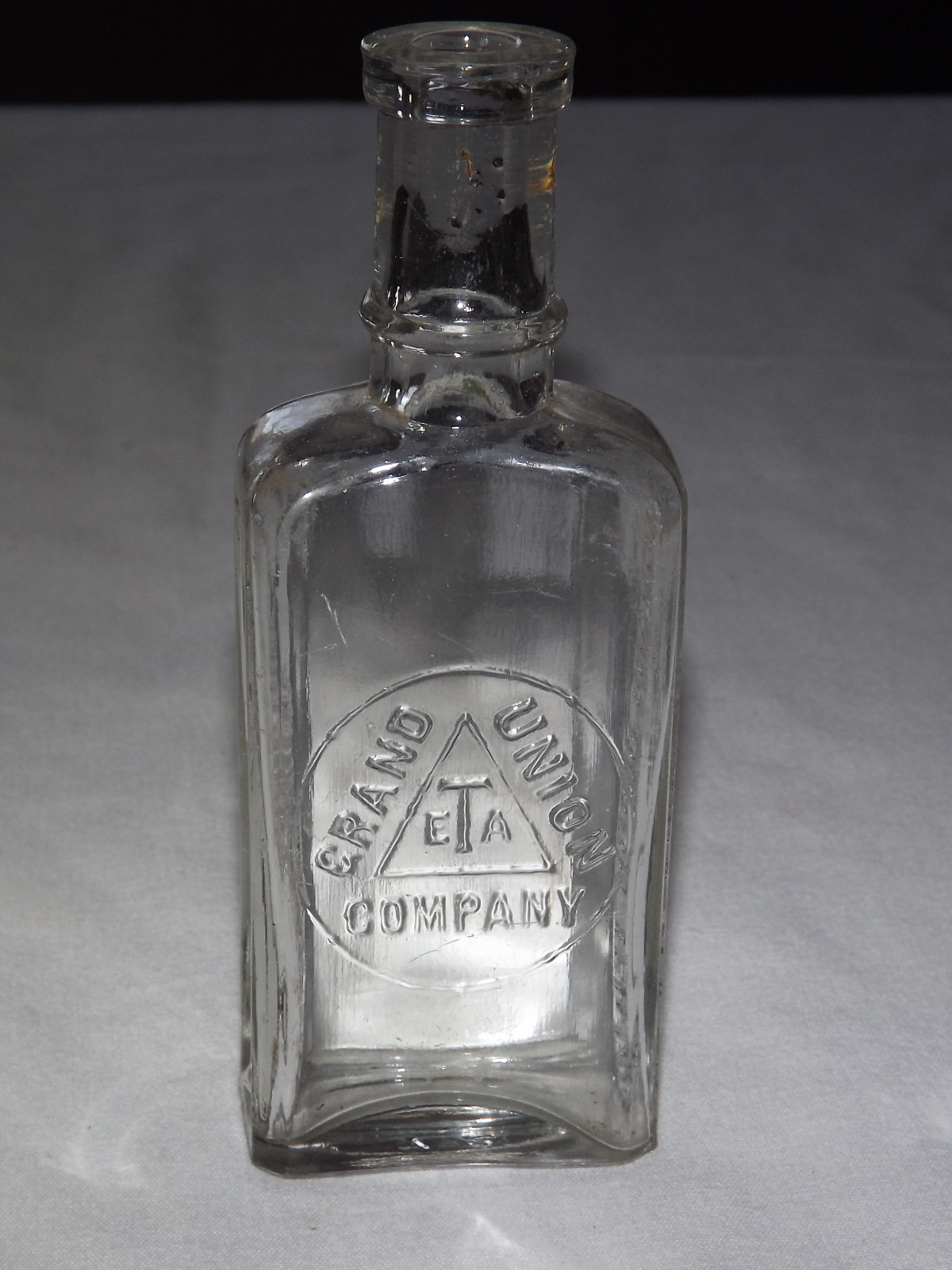 VINTAGE GRAND UNION TEA COMPANY  BOTTLE